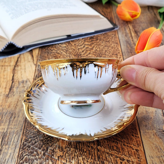 Dettagli Candela profumata in cera di soia realizzata all'interno di una elegante Tazza da Caffè in Ceramica Bavaria.