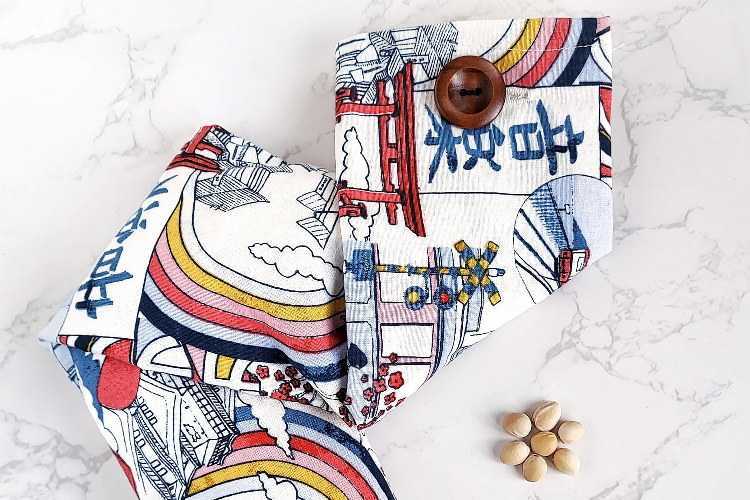 Cuscino in cotone e noccioli di ciliegia Riscaldante per Cervicale a Tema Tokyo Giappone